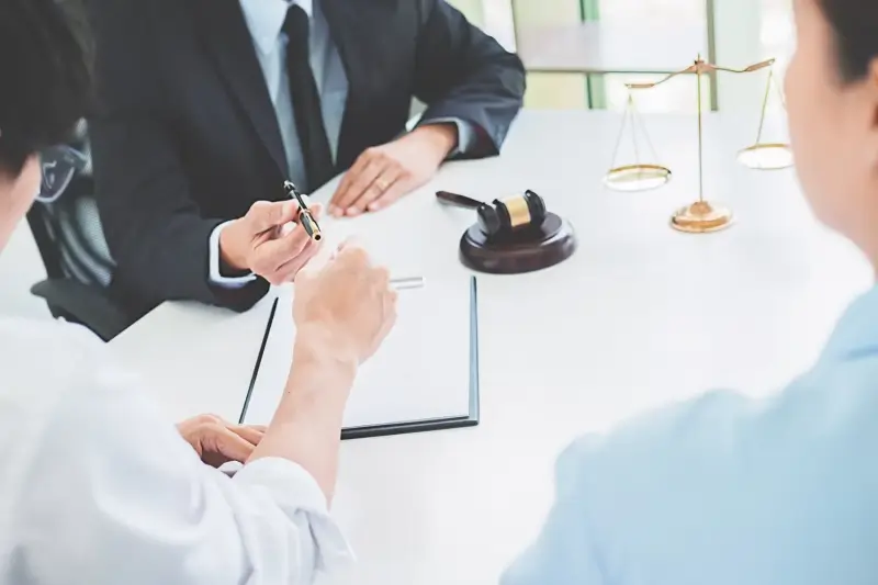 Prawnik prawo pracy online